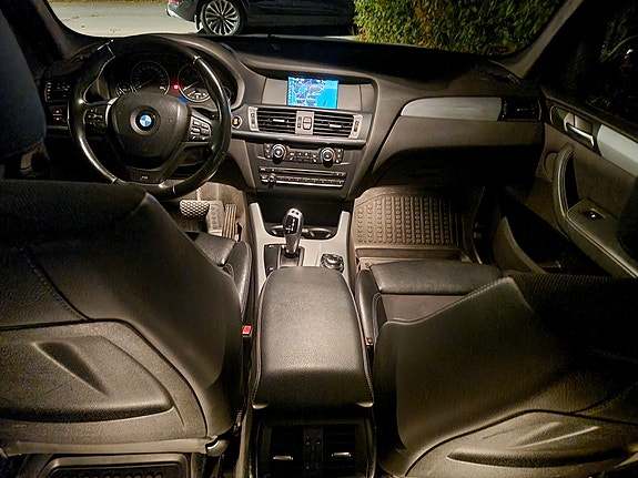 BMW X3 14 of 19