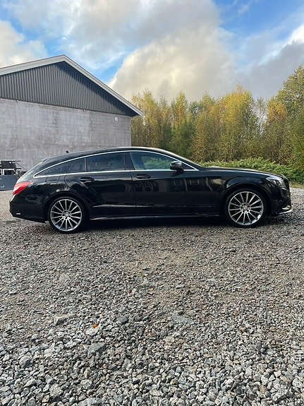Mercedes-Benz CLS350 d 3 of 8