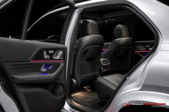 Mercedes-Benz GLE63 30 of 30