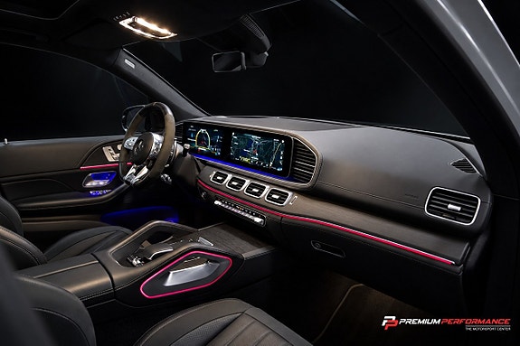 Mercedes-Benz GLE63 24 of 30