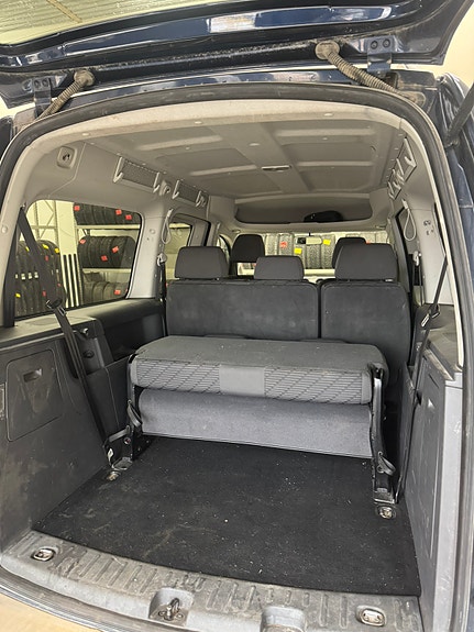 Volkswagen Caddy Maxi 9 of 9