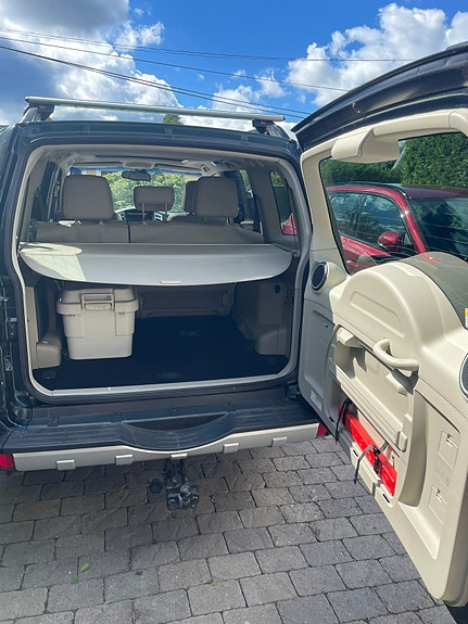 Mitsubishi Pajero 6 of 10