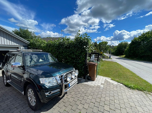 Mitsubishi Pajero 9 of 10