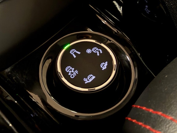 Peugeot 2008 21 of 30
