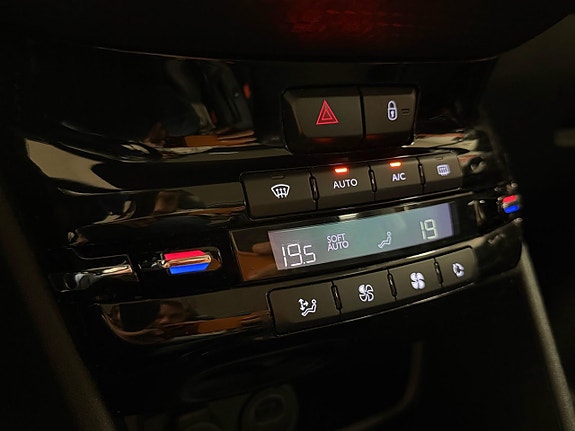Peugeot 2008 19 of 30