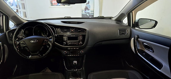 Kia Ceed 7 of 13