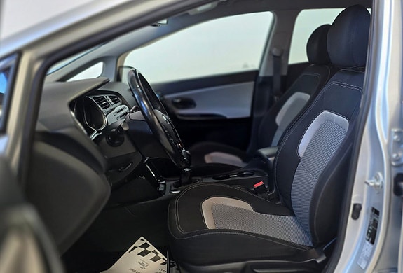 Kia Ceed 12 of 13