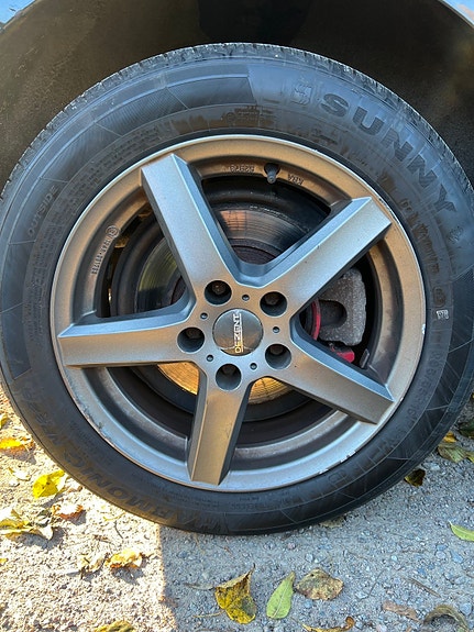 Volkswagen Golf V 8 of 9