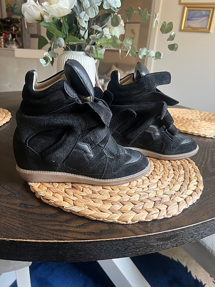 Product image 1 of 10