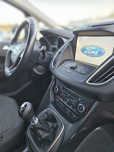 Ford Grand C-MAX 6 of 13