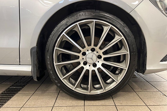 Mercedes-Benz CLA200 10 of 23