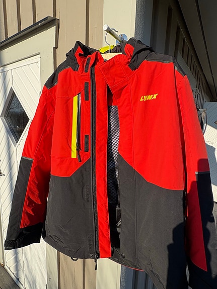 Product image 1 of 4