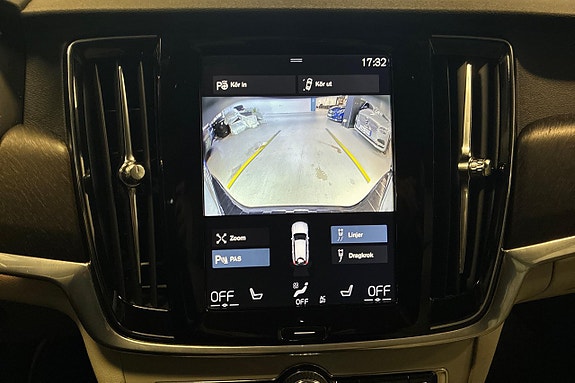 Volvo V90 Cross Country 19 of 27