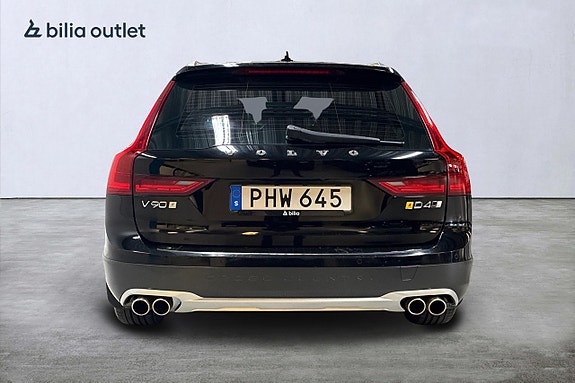 Volvo V90 Cross Country 7 of 27