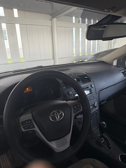 Toyota Avensis 5 of 5