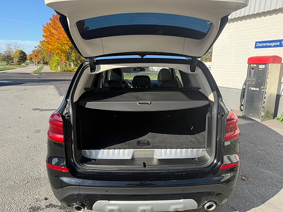 BMW X3 9 of 9