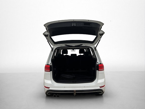 Volkswagen Touran 18 of 27