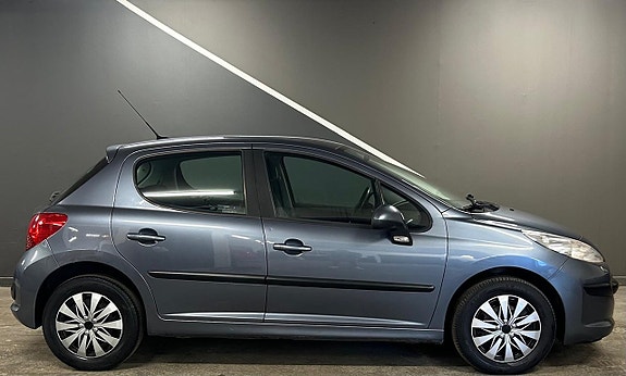 Peugeot 207 6 of 17