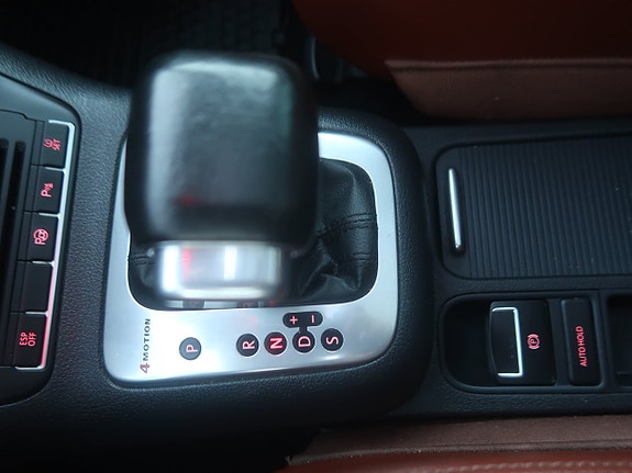 Volkswagen Tiguan 16 of 27