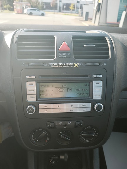 Volkswagen Golf V 17 of 18
