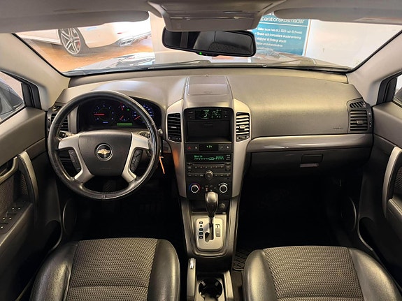 Chevrolet Captiva 21 of 28