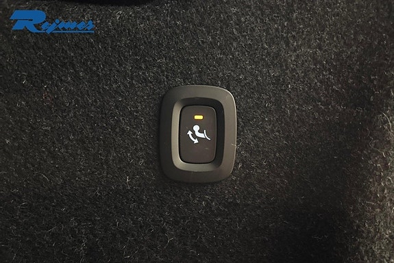 Volvo XC40 27 of 27