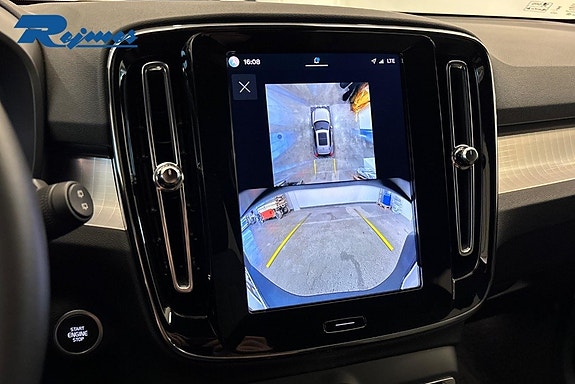 Volvo XC40 22 of 27