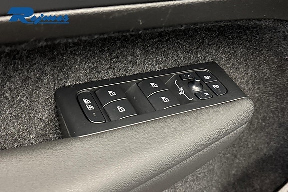 Volvo XC40 24 of 27