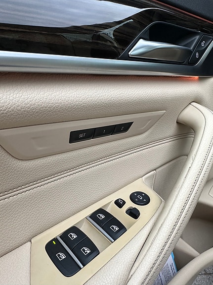BMW 530d 15 of 17