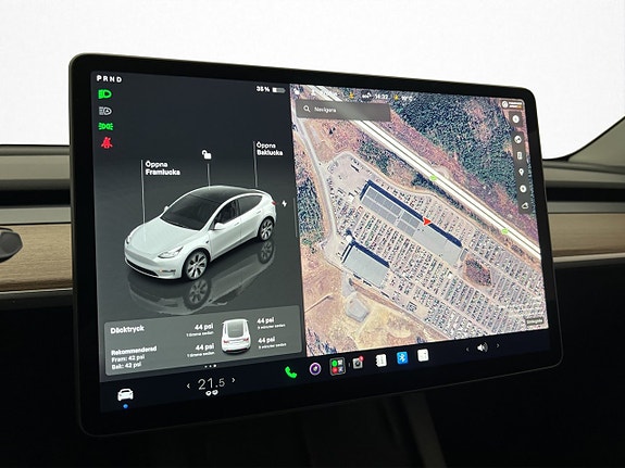 Tesla Model Y 19 of 30