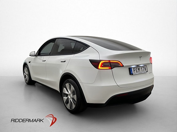 Tesla Model Y 6 of 30