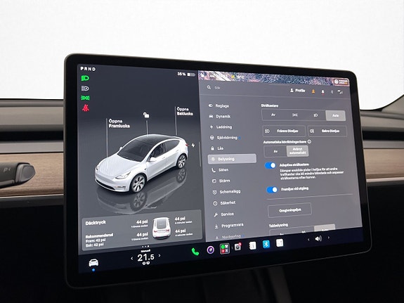 Tesla Model Y 29 of 30