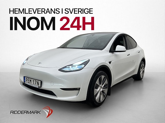Tesla Model Y 4 of 30