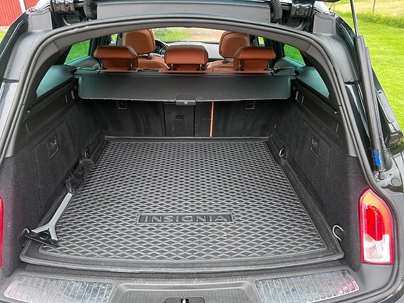 Opel Insignia 8 of 11