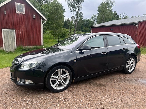 Opel Insignia 2 of 11