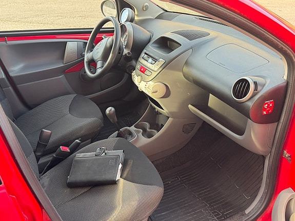 Toyota Aygo 11 of 11