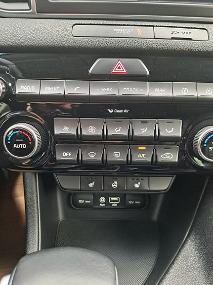 Kia Sportage 12 of 19