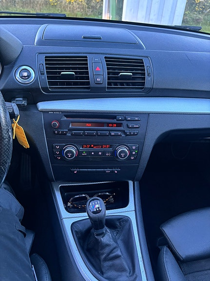 BMW 118d 10 of 10