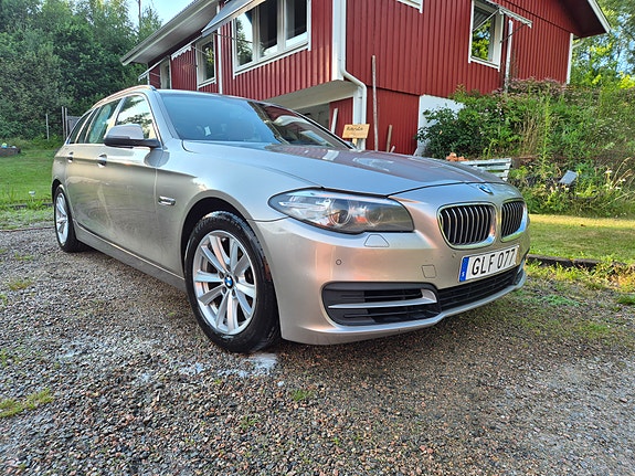 BMW 520d 2 of 7