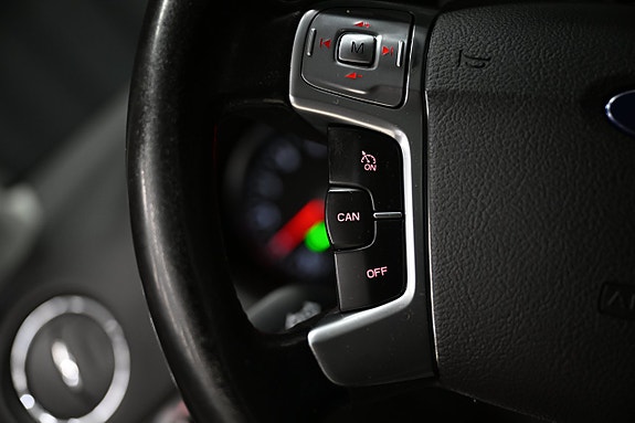 Ford Mondeo 16 of 24