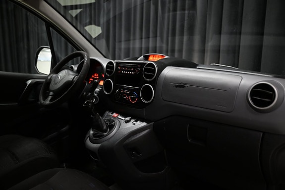 Citroen Berlingo 21 of 23