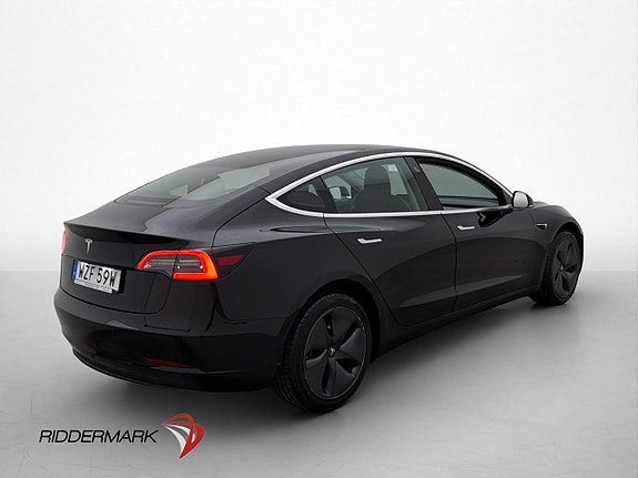 Tesla Model 3 9 of 30