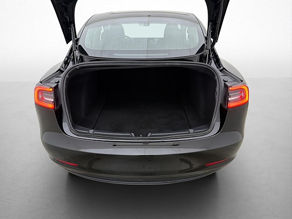 Tesla Model 3 30 of 30