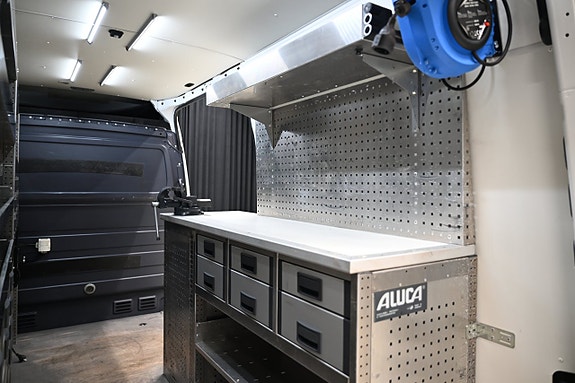 Volkswagen Crafter 12 of 30