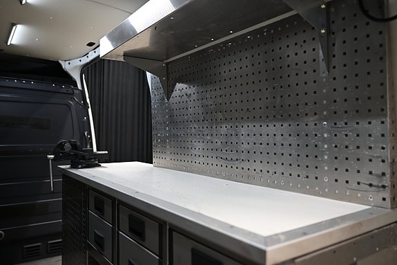 Volkswagen Crafter 13 of 30