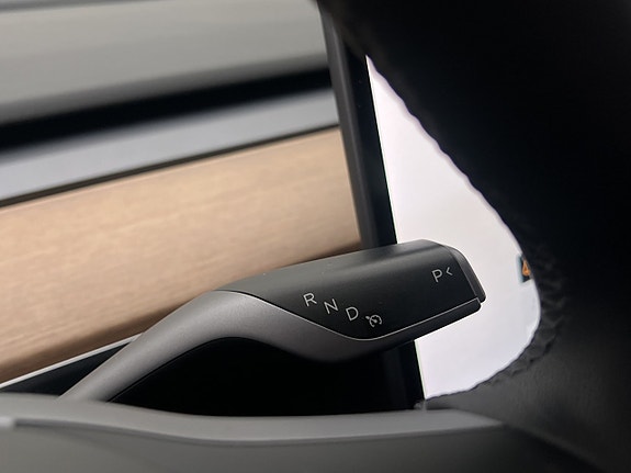 Tesla Model 3 18 of 30