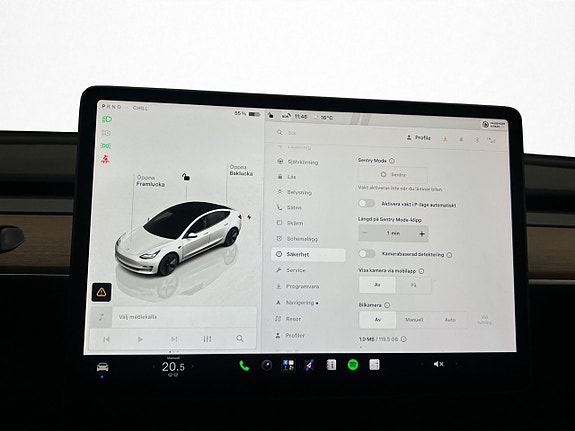 Tesla Model 3 23 of 30