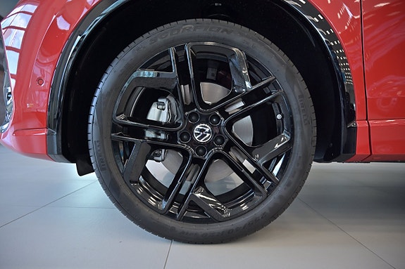 Volkswagen Tiguan 11 of 27