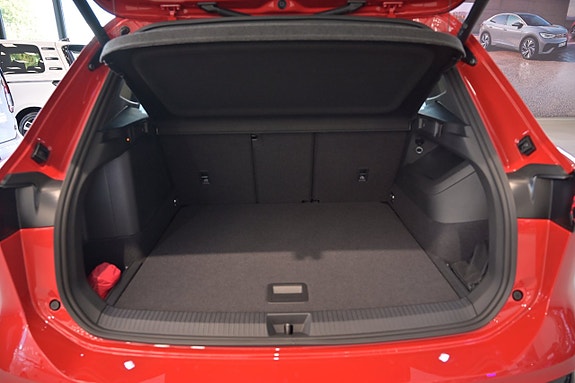 Volkswagen Tiguan 27 of 27