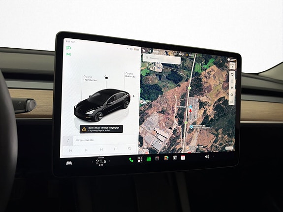 Tesla Model 3 15 of 30